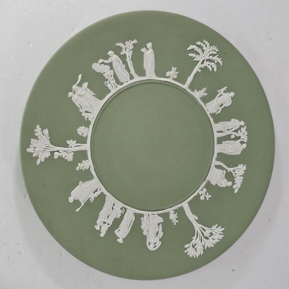 Wedgwood Sage Green Jasperware Plate With Classical Relief Design 9.5" - Picture 9 of 9